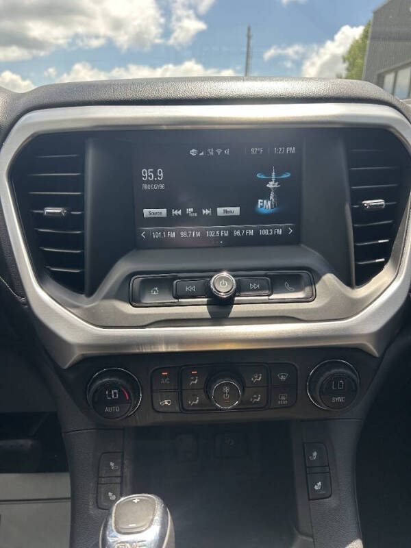 2019 GMC Acadia SLE-2