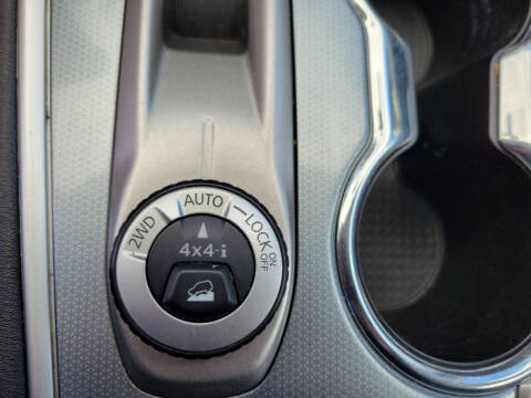 2018 Nissan Pathfinder SL