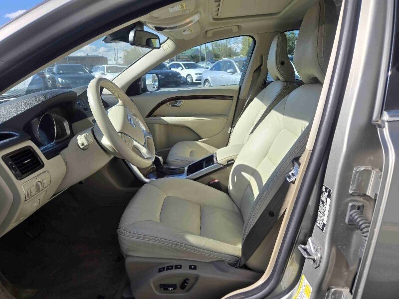 2015 Volvo XC70 T5 Drive-E Platinum