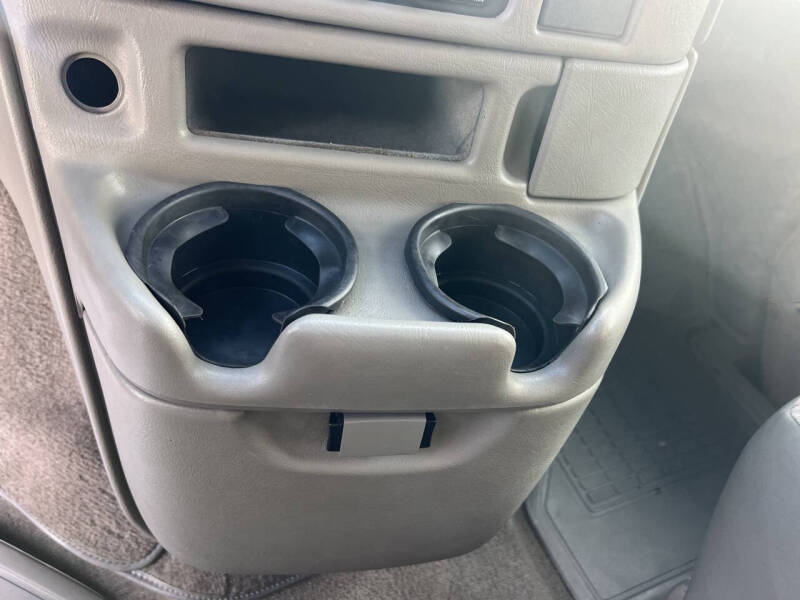 2005 Chevrolet Astro LS