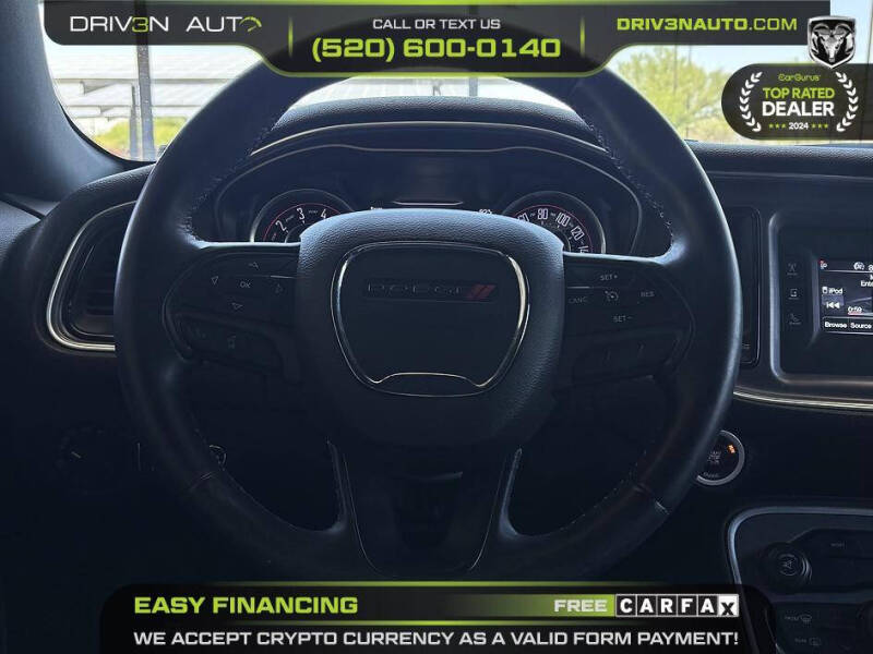 2015 Dodge Challenger SXT