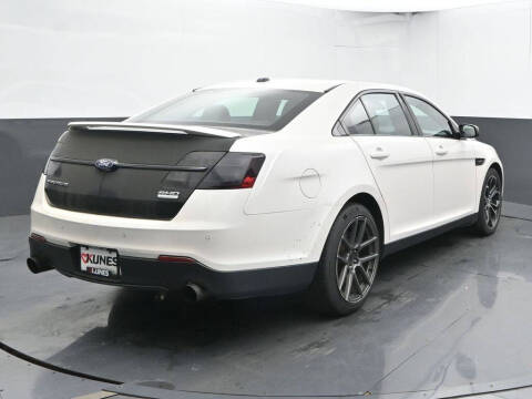 2017 Ford Taurus SHO