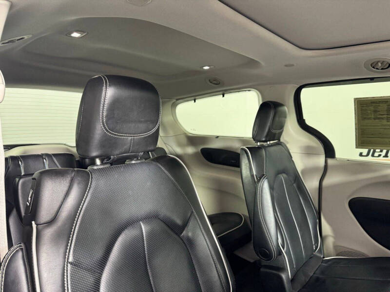 2022 Chrysler Pacifica Limited