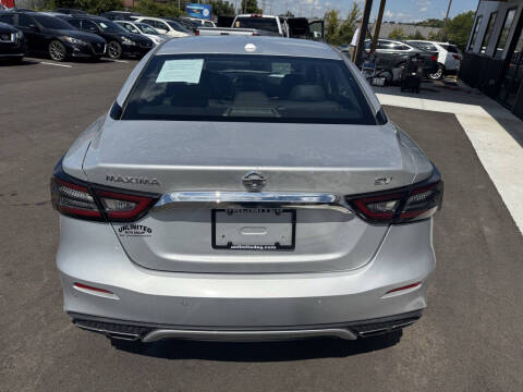2021 Nissan Maxima 3.5 SV