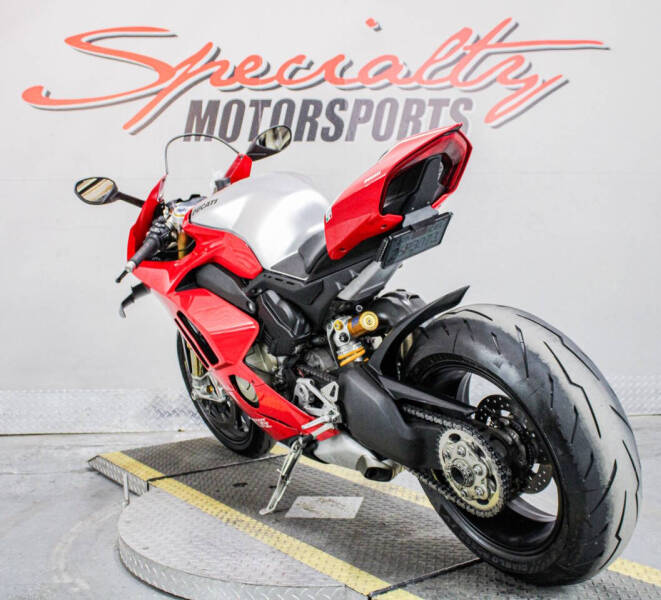 2020 Ducati Panigale V4 R