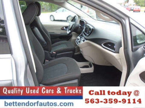 2021 Chrysler Voyager L