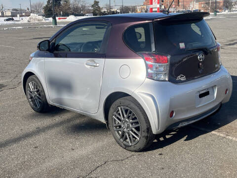 2014 Scion iQ