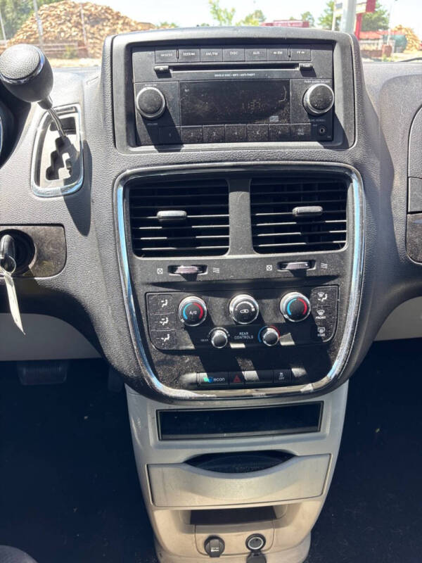 2013 Dodge Grand Caravan SE