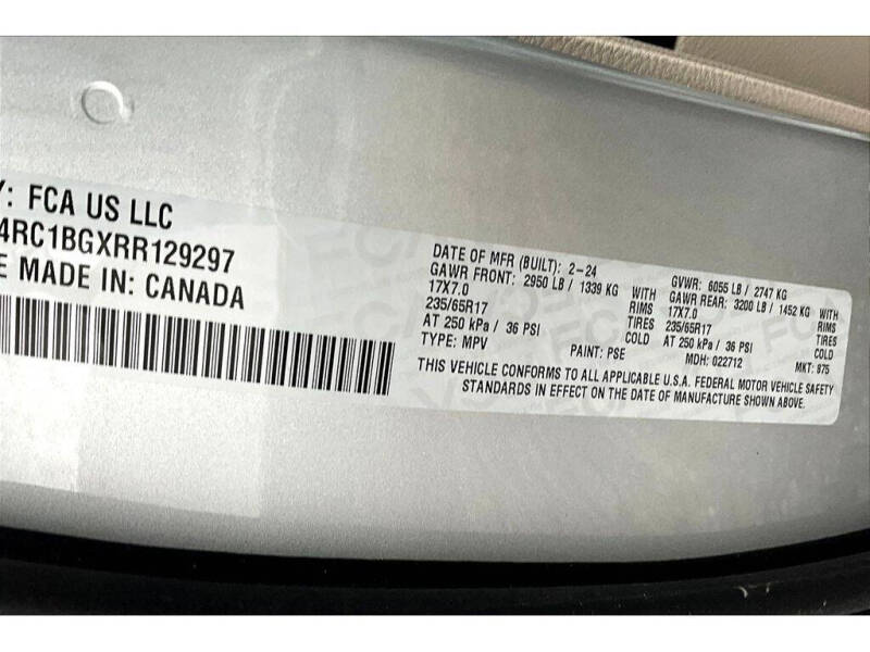 2024 Chrysler Pacifica Touring L