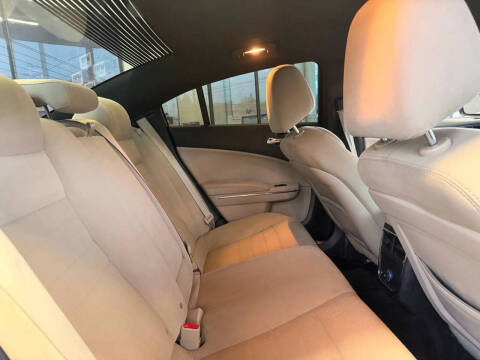 2014 Dodge Charger SE