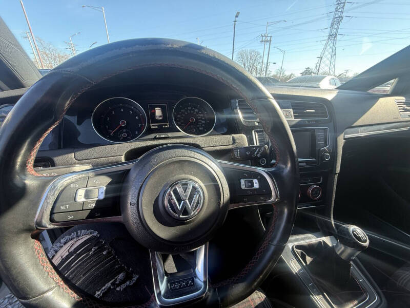 2015 Volkswagen Golf GTI S