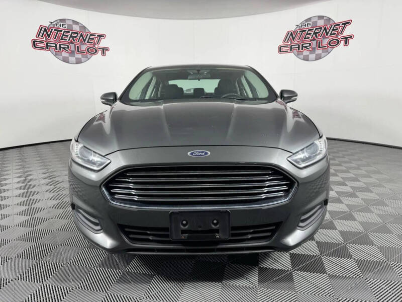2016 Ford Fusion SE