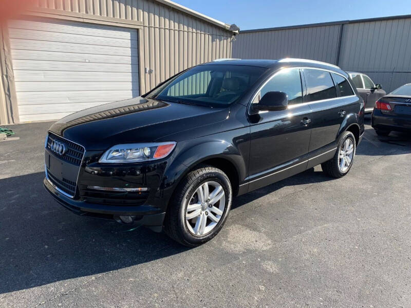 2008 Audi Q7 for sale at Driving Xcellence in Jeffersonville IN