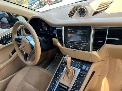 2016 Porsche Macan S