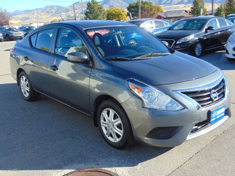 2018 Nissan Versa