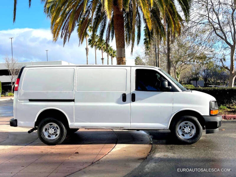 2017 Chevrolet Express 2500