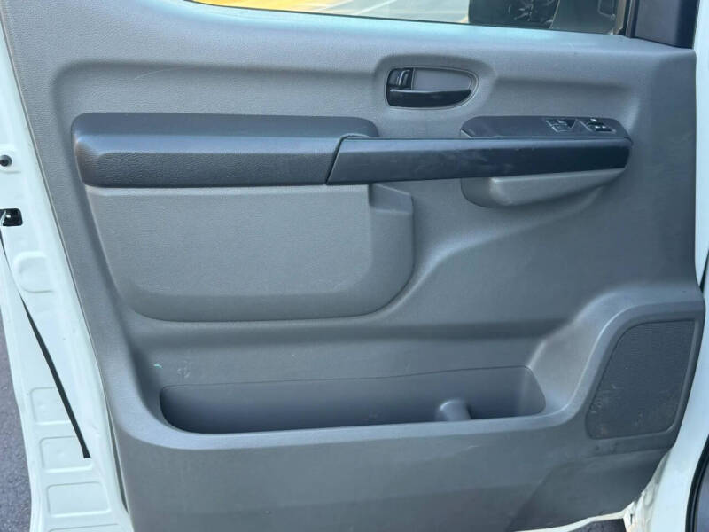 2017 Nissan NV