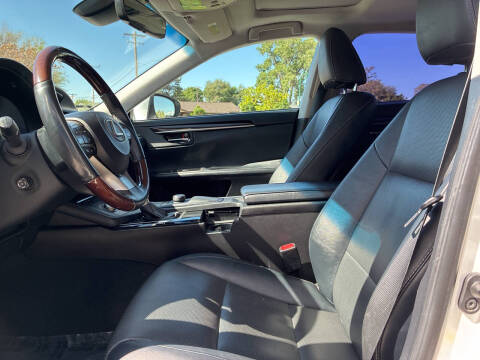 2017 Lexus ES 350