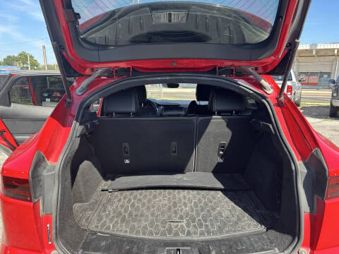 2019 Jaguar E-PACE P300 R-Dynamic S