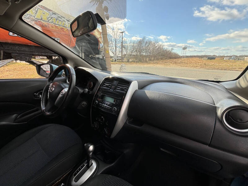 2015 Nissan Versa Note SV