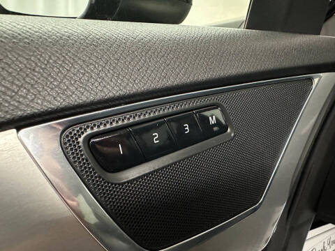 2016 Volvo XC90 T5 Momentum