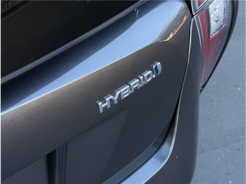 2016 Toyota Prius Two