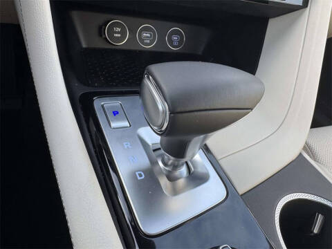 2026 Genesis G70 2.5T Standard