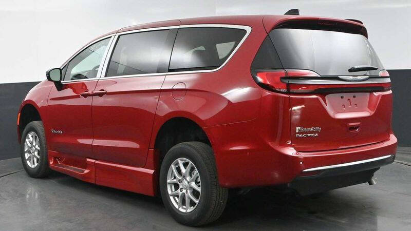 2025 Chrysler Pacifica Select - Photo 19
