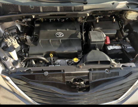 2011 Toyota Sienna LE 7-Passenger