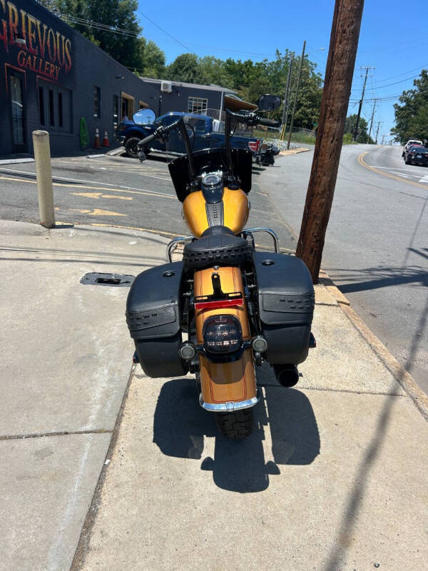 2023 Harley-Davidson Heritage Classic 114 FLHCS