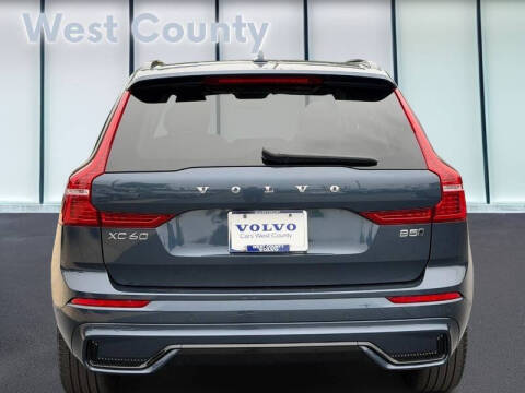 2025 Volvo XC60 B5 Plus Dark Theme