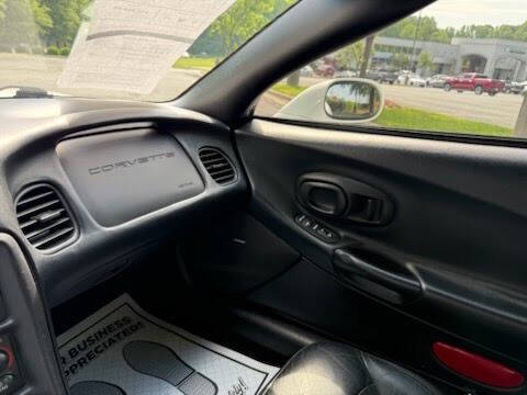 2004 Chevrolet Corvette