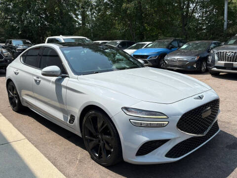2022 Genesis G70
