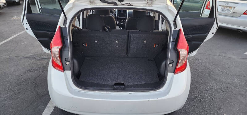 2016 Nissan Versa Note SV