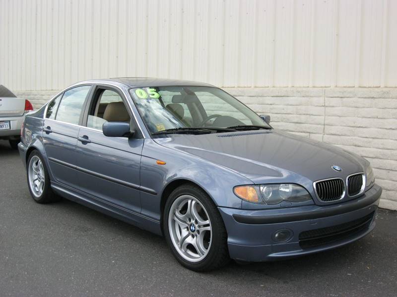 2005 BMW 3 Series for sale at Thomas Auto Sales in Manteca CA
