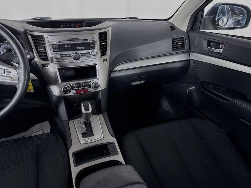 2010 Subaru Outback 2.5i