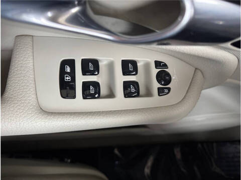 2019 Volvo XC90 T6 Momentum