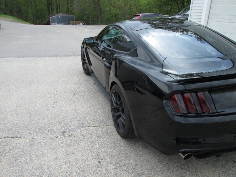 2017 Ford Mustang V6