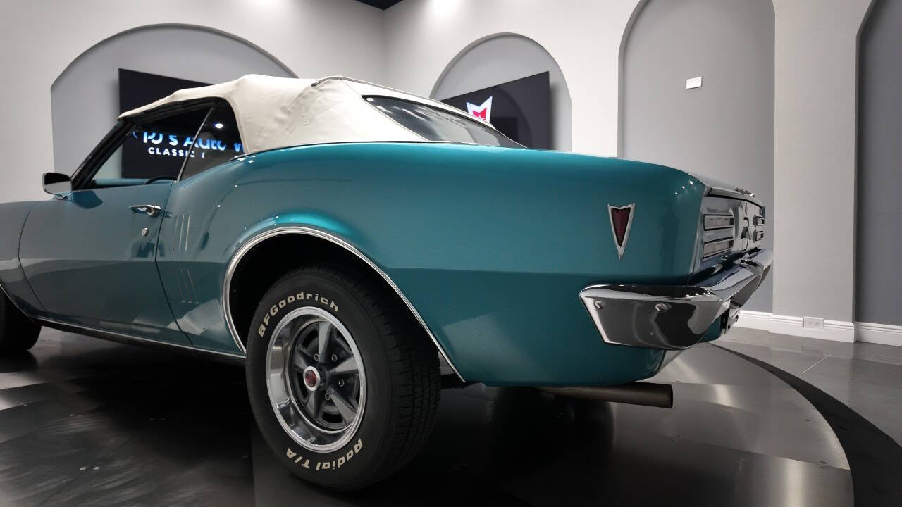 1968 Pontiac Firebird 26