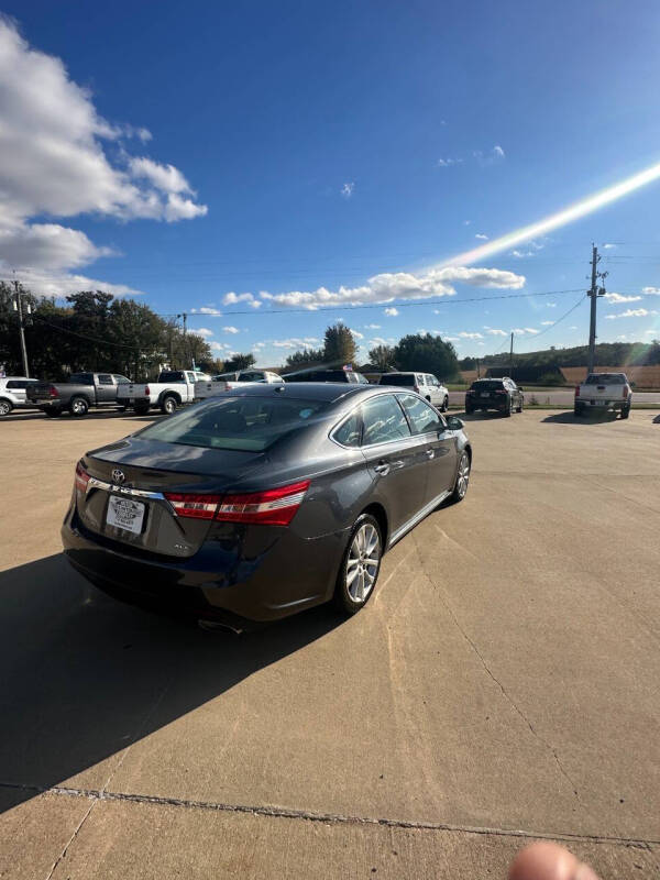 2013 Toyota Avalon XLE