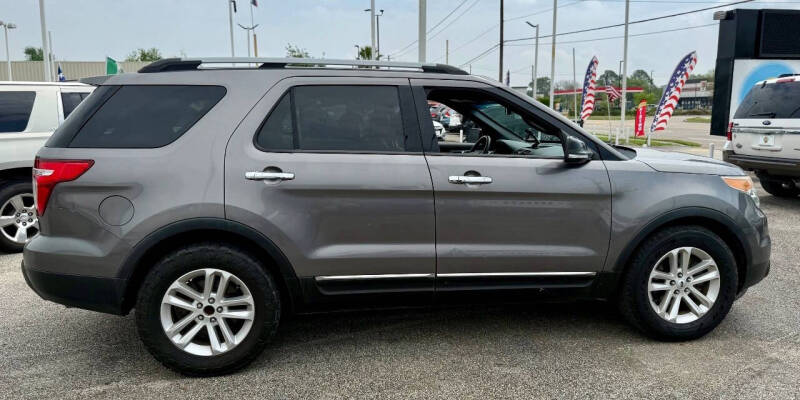 2011 Ford Explorer XLT