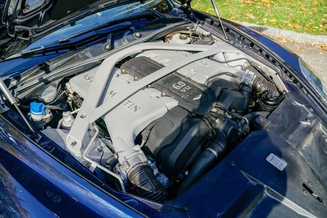 2015 Aston Martin DB9 Volante