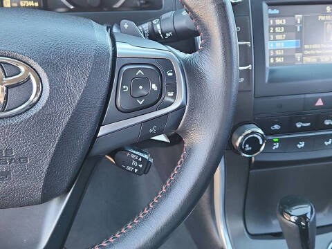 2015 Toyota Camry SE