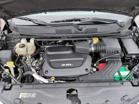 2017 Chrysler Pacifica Touring-L