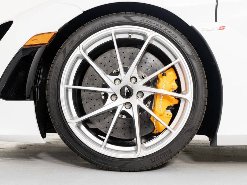 2025 McLaren 750S Spider