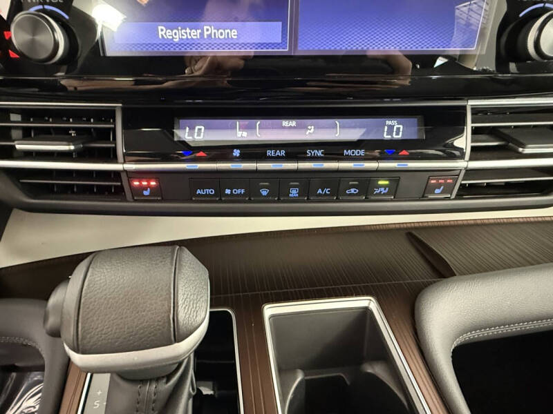 2022 Toyota Sienna XLE 7-Passenger