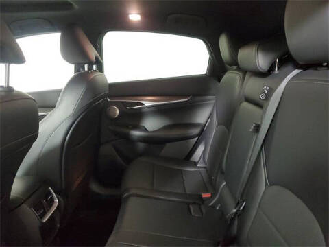 2023 Infiniti QX55 Essential