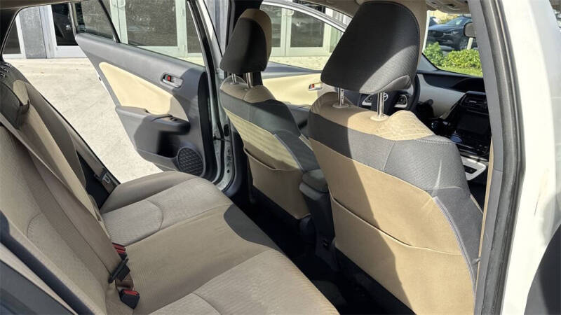 2016 Toyota Prius Two