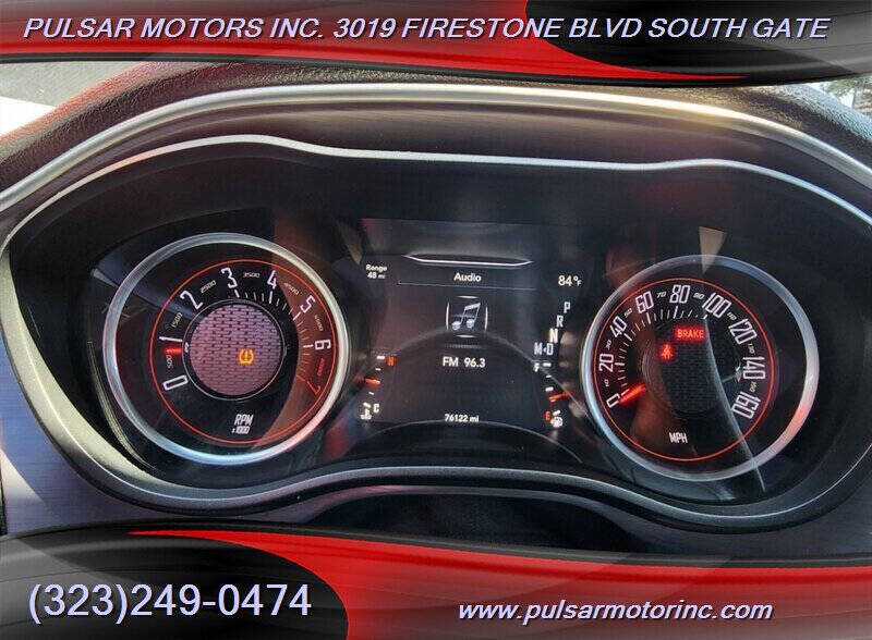 2017 Dodge Challenger SXT