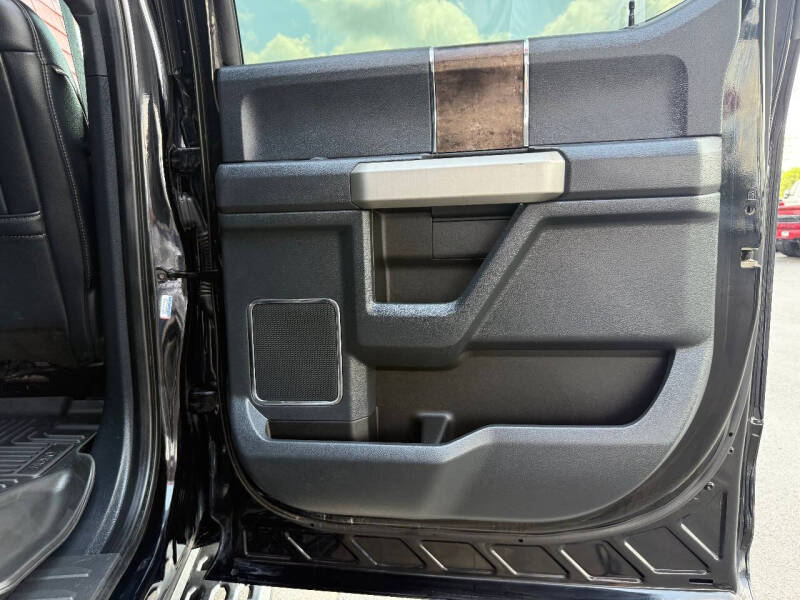 2022 Ford F-350 Super Duty Lariat